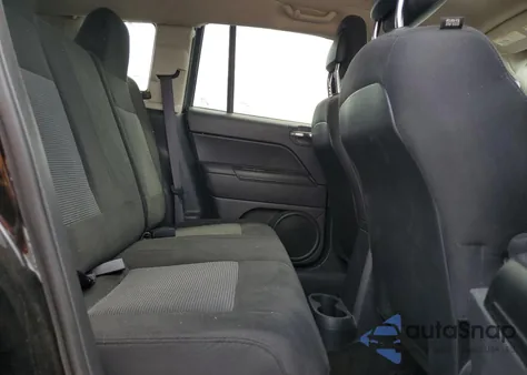 2016 Jeep Compass Sport из США, поврежденный, VIN 1C4NJDBB4GD780547